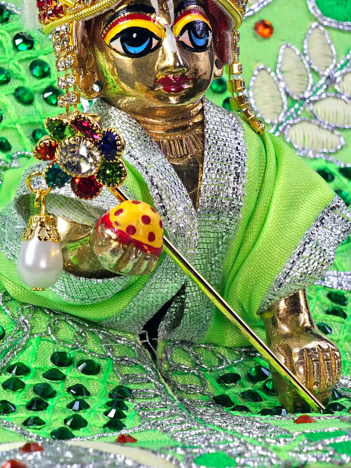 ethernal basuri shringar laddu gopal thakurji kanha ji bal om poshak mathura online best