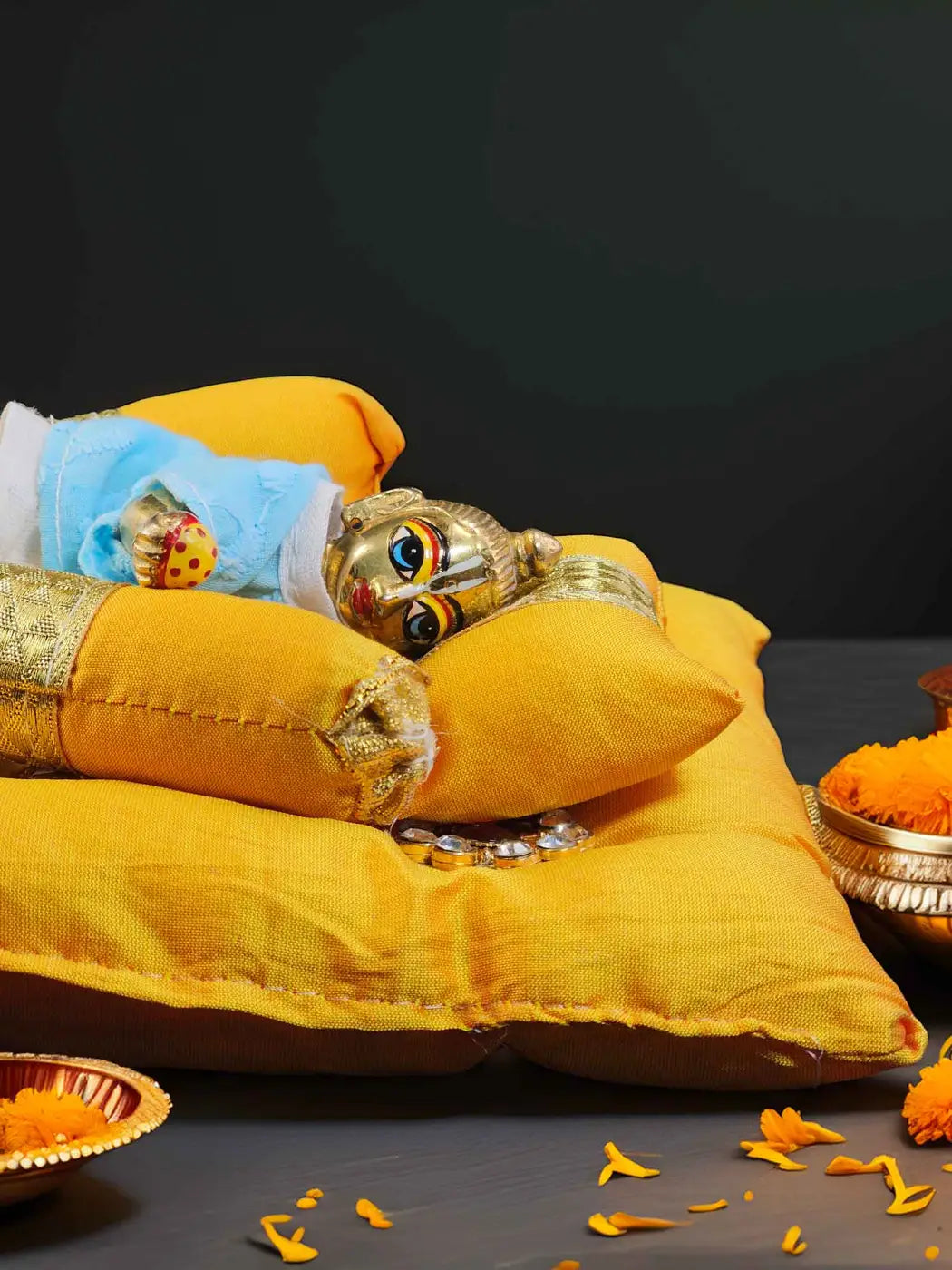 golden gadda bed bistar set razai for laddu gopal thakurji kanha ji bal om poshak mathura online best