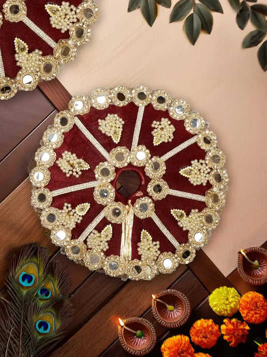 Manikya Rajdeep Heavy Poshak for Kanha Ji