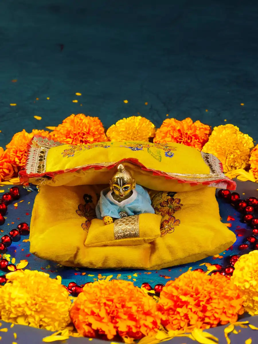 sukh y gadda bed bistar set razai for laddu gopal thakurji kanha ji bal om poshak mathura online best