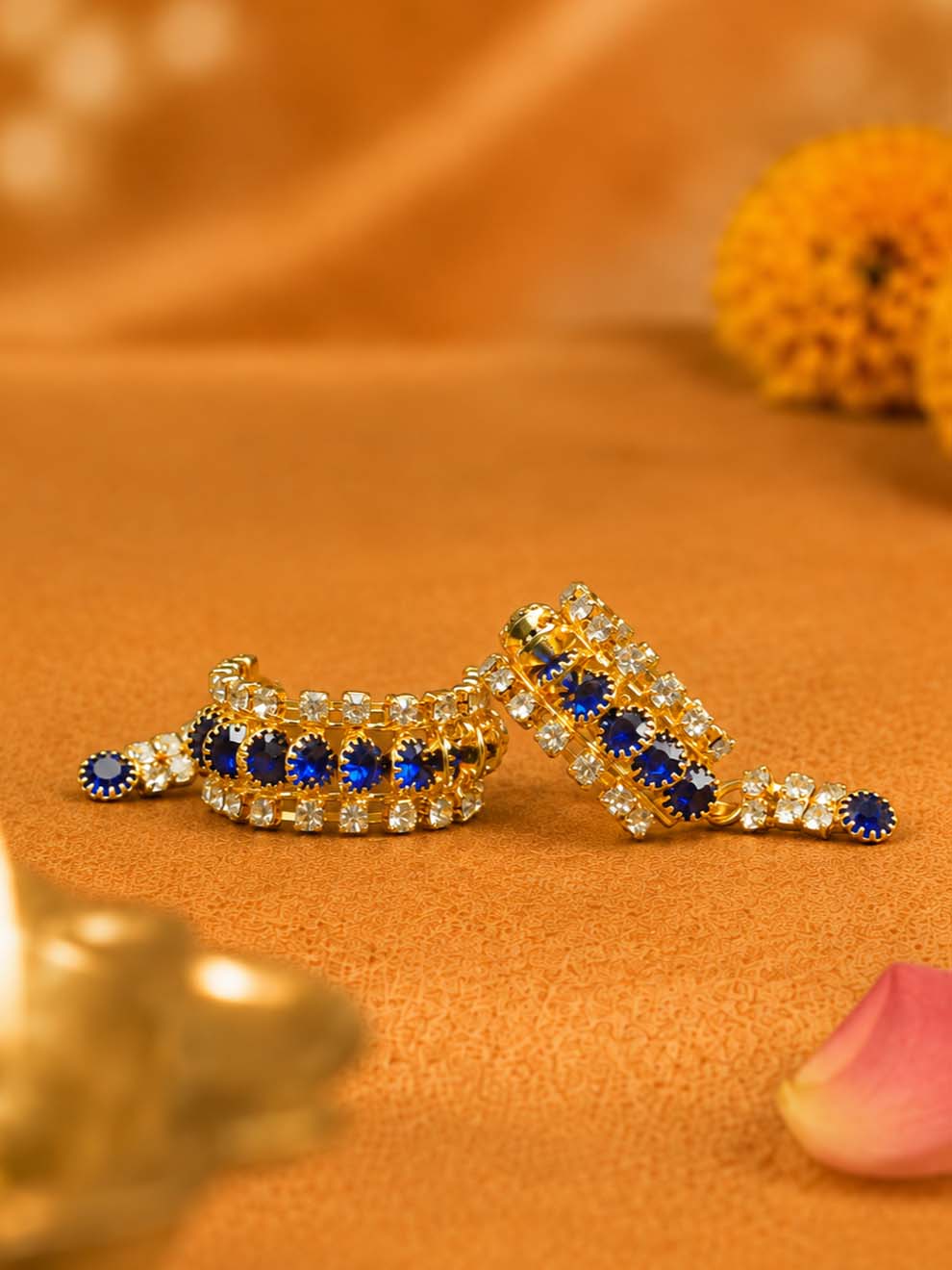 Manibandh Kangan b Laddu Gopal Dresses Online in India Winter Dress for Poshak Thakurji Kanha Ji Accessories Dhoti Kurta Set Pajama Aasan Janmashtami Special Summer Shringar Fancy Jacket Premium Festival Bistar Combo om poshak kanha thakurji bal lala lalla ladoo