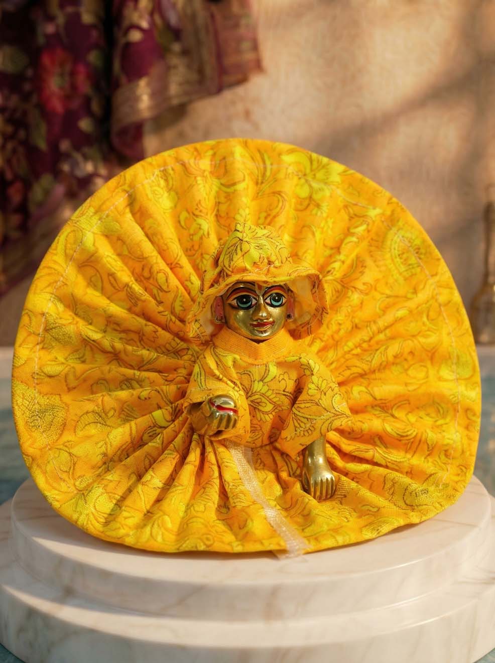 Peet Laddu Gopal Dresses Online in India Winter Dress for Poshak Thakurji Kanha Ji Accessories Dhoti Kurta Set Pajama Aasan Janmashtami Special Summer Shringar Fancy Jacket Premium Festival Bistar Combo om poshak kanha thakurji bal lala lalla ladoo