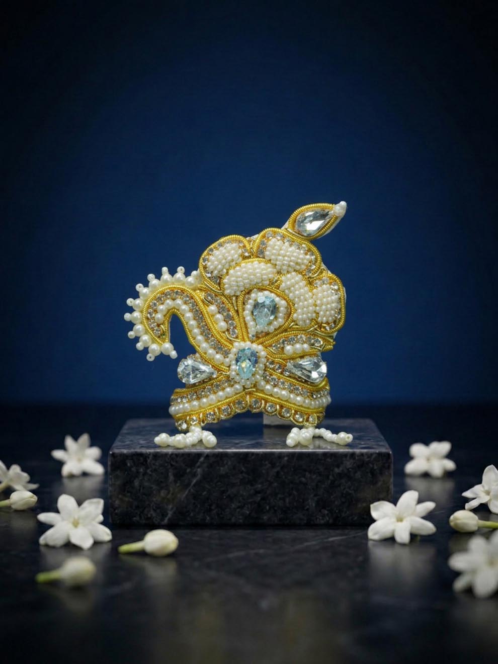 Shvetambara Laddu Gopal Dresses Online in India Winter Dress for Poshak Thakurji Kanha Ji Accessories Dhoti Kurta Set Pajama Aasan Janmashtami Special Summer Shringar Fancy Jacket Premium Festival Bistar Combo om poshak kanha thakurji bal lala lalla ladoo