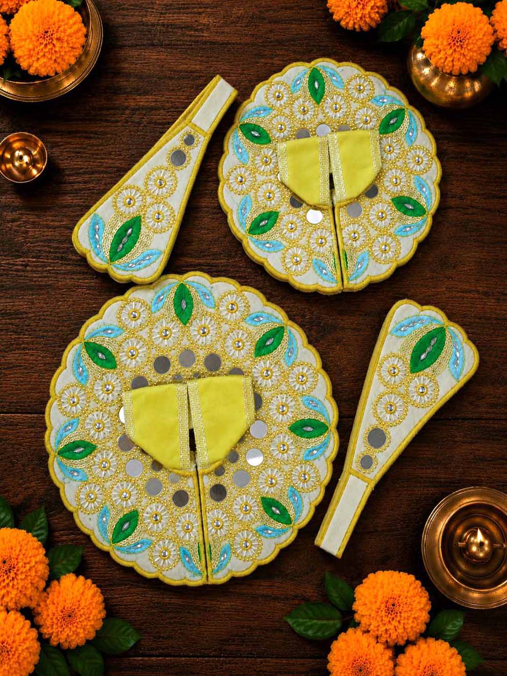 darpan fancy y Laddu Gopal Dresses Online in India Winter Dress for Poshak Thakurji Kanha Ji Accessories Dhoti Kurta Set Pajama Aasan Janmashtami Special Summer Shringar Fancy Jacket Premium Festival Bistar Combo om poshak kanha thakurji bal lala lalla ladoo