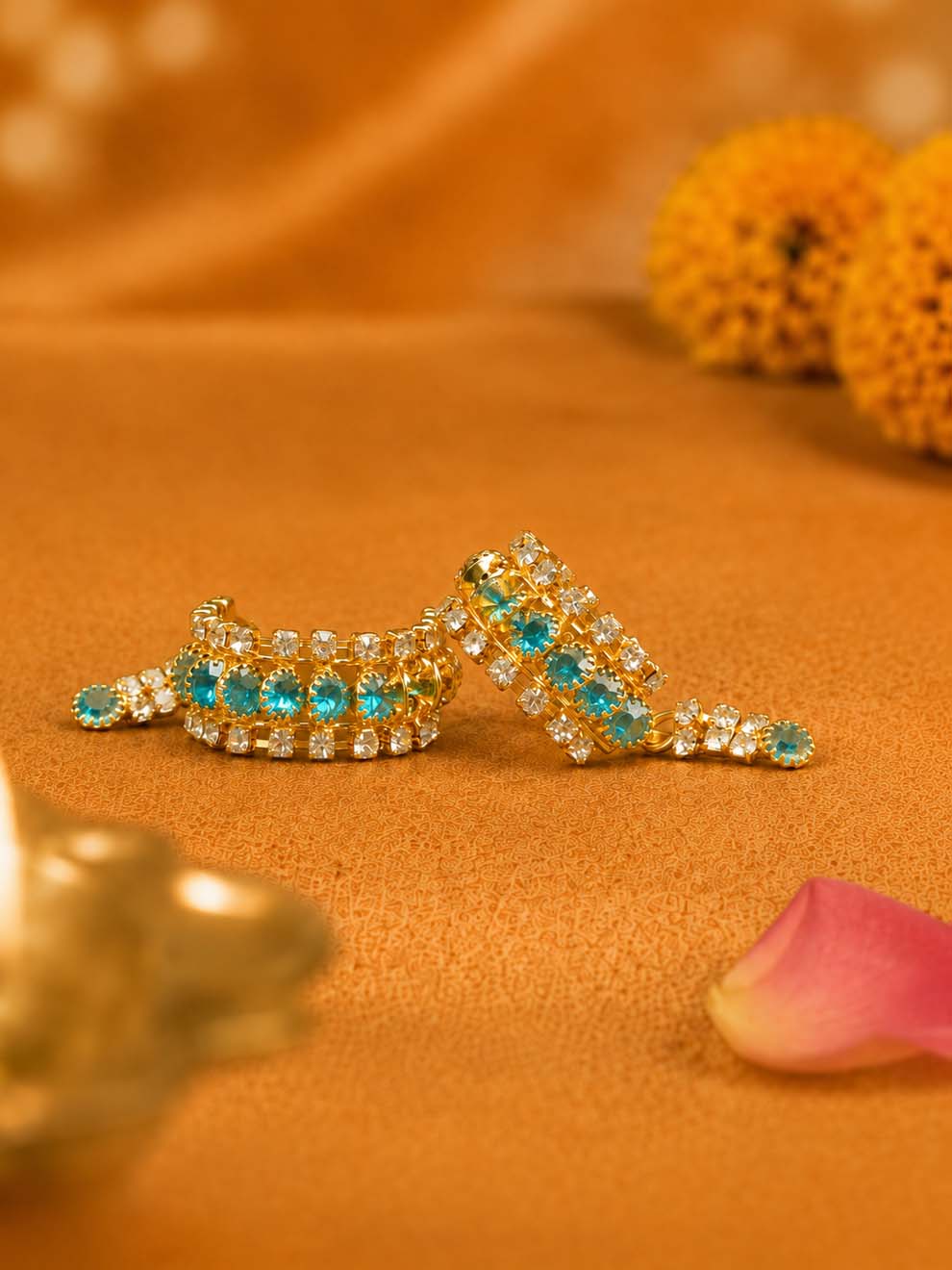 kaade lb Laddu Gopal Dresses Online in India Winter Dress for Poshak Thakurji Kanha Ji Accessories Dhoti Kurta Set Pajama Aasan Janmashtami Special Summer Shringar Fancy Jacket Premium Festival Bistar Combo om poshak kanha thakurji bal lala lalla ladoo