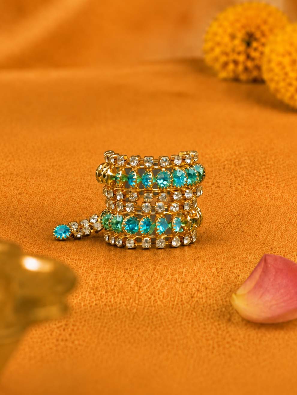 kaade lb Laddu Gopal Dresses Online in India Winter Dress for Poshak Thakurji Kanha Ji Accessories Dhoti Kurta Set Pajama Aasan Janmashtami Special Summer Shringar Fancy Jacket Premium Festival Bistar Combo om poshak kanha thakurji bal lala lalla ladoo