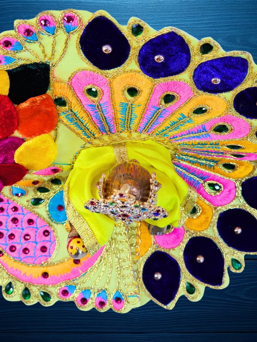 mor yellow poshak dress laddu gopal thakurji kanha ji bal om poshak mathura online 
