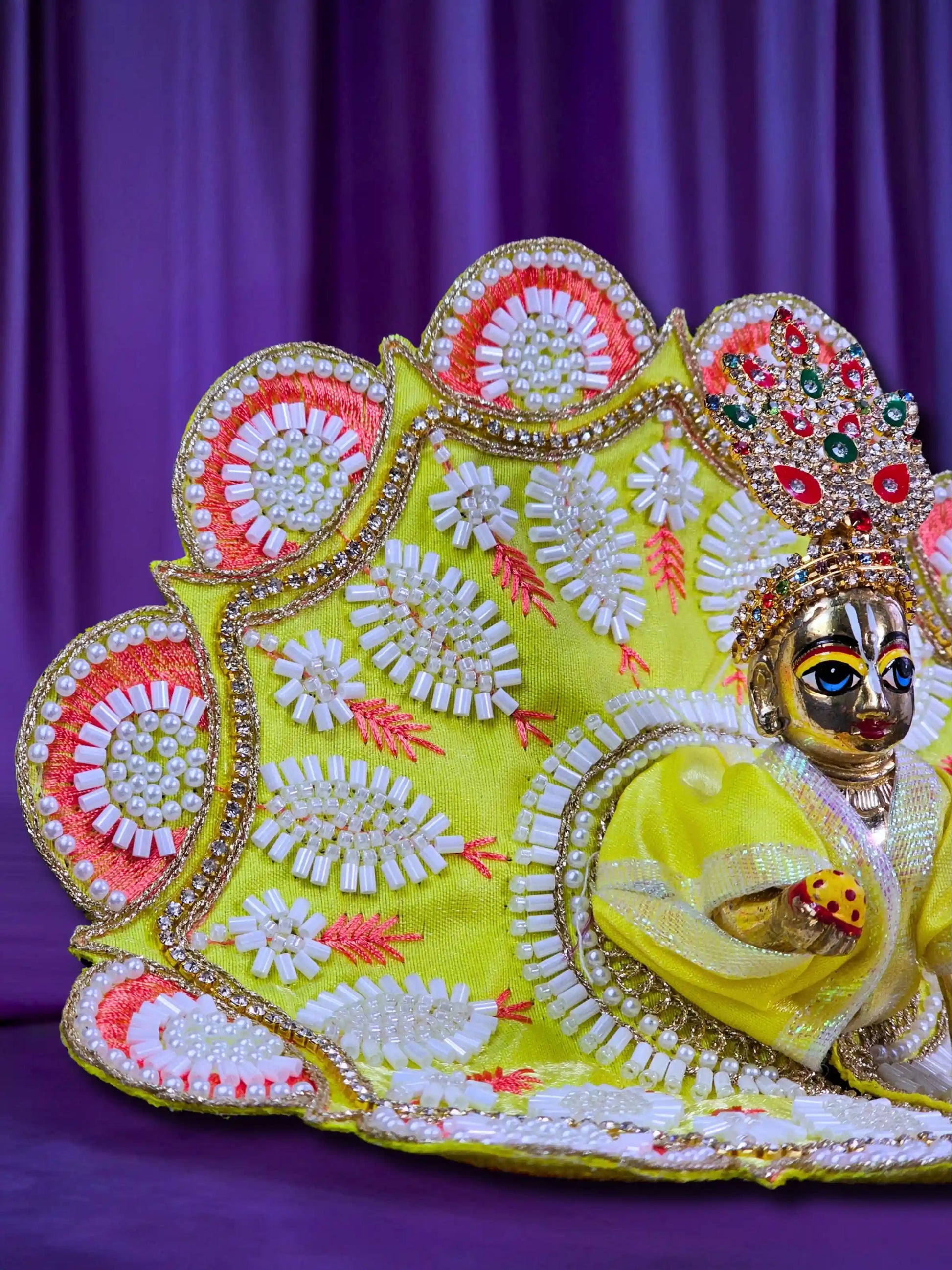 rajvanshi aura golden laddu bal gopal kanha thakur ji dress poshak 