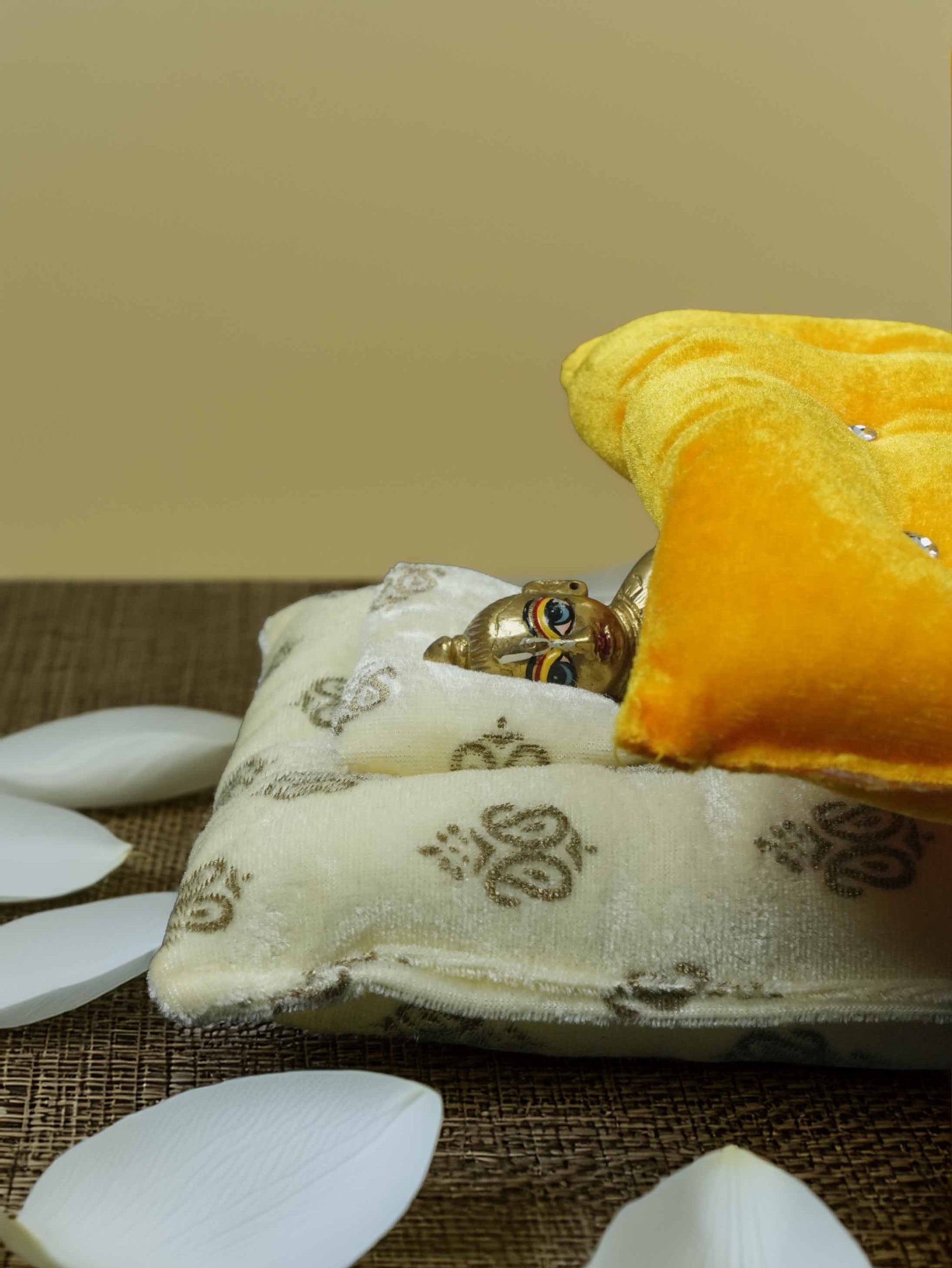 sheetal y winter bistar dress ladoo dresses laddu gopal thakurji kanha ji bal om poshak mathura online best