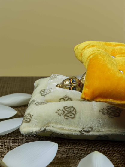 sheetal y winter bistar dress ladoo dresses laddu gopal thakurji kanha ji bal om poshak mathura online best